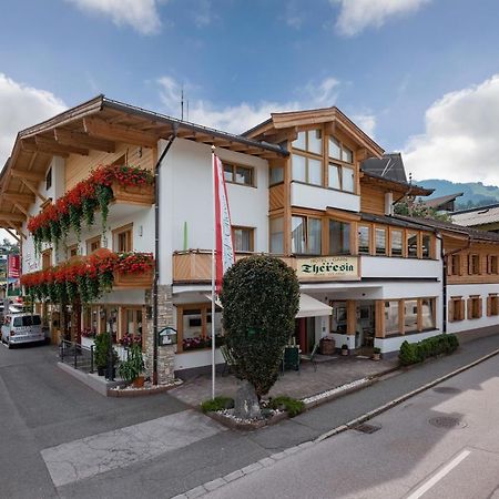 Hotel Theresia Garni Sankt Johann in Tirol Luaran gambar