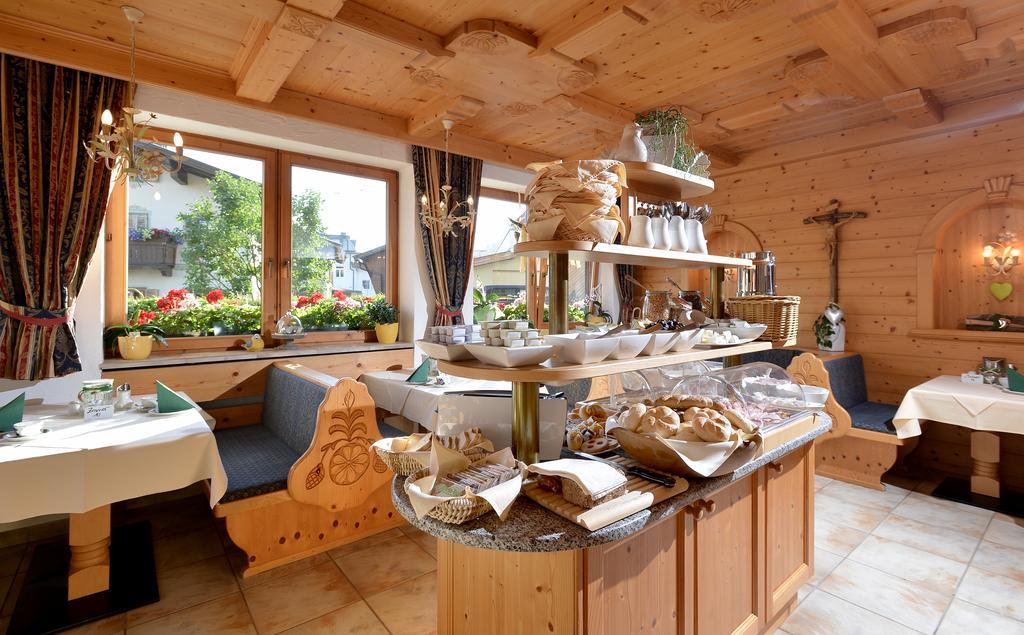 Hotel Theresia Garni Sankt Johann in Tirol Luaran gambar